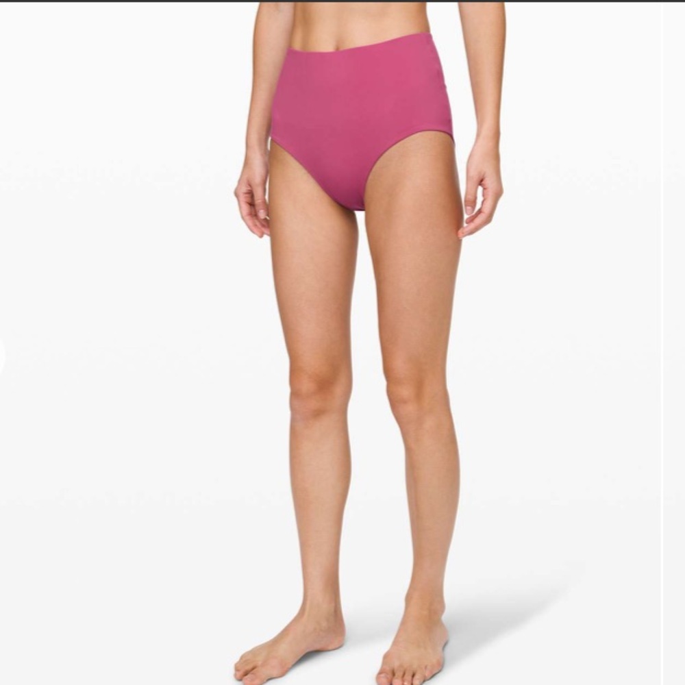 Lululemon Deep Sea High Waist Bottom
Moss Rose